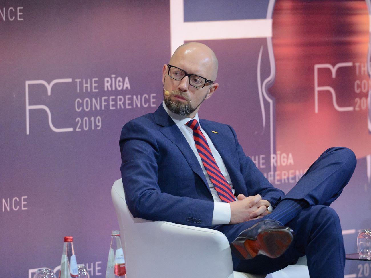 Яценюку довіряє 20% українців