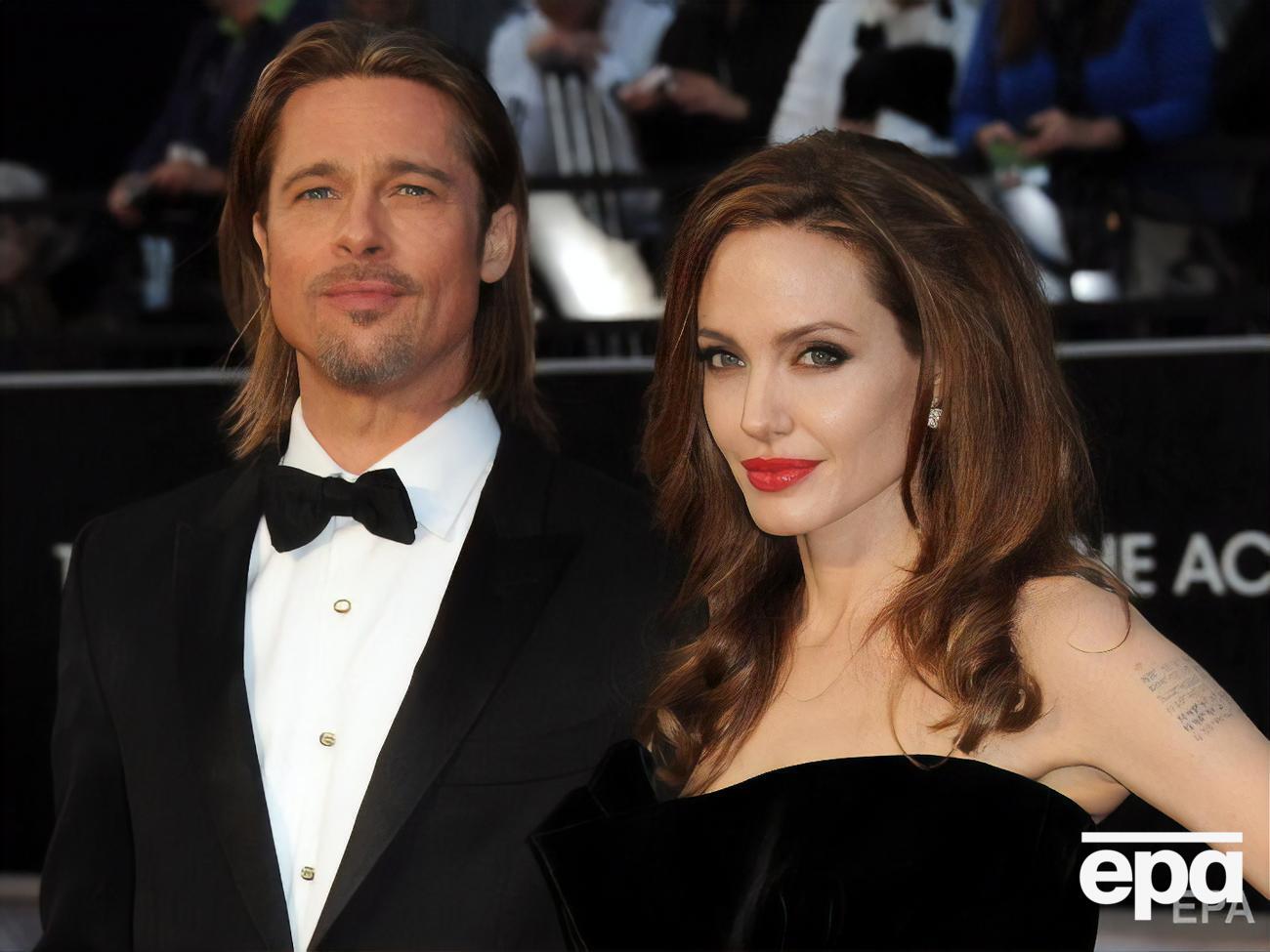Питт и Джоли поженились в 2014 году, а в 2016-м актриса подала на развод