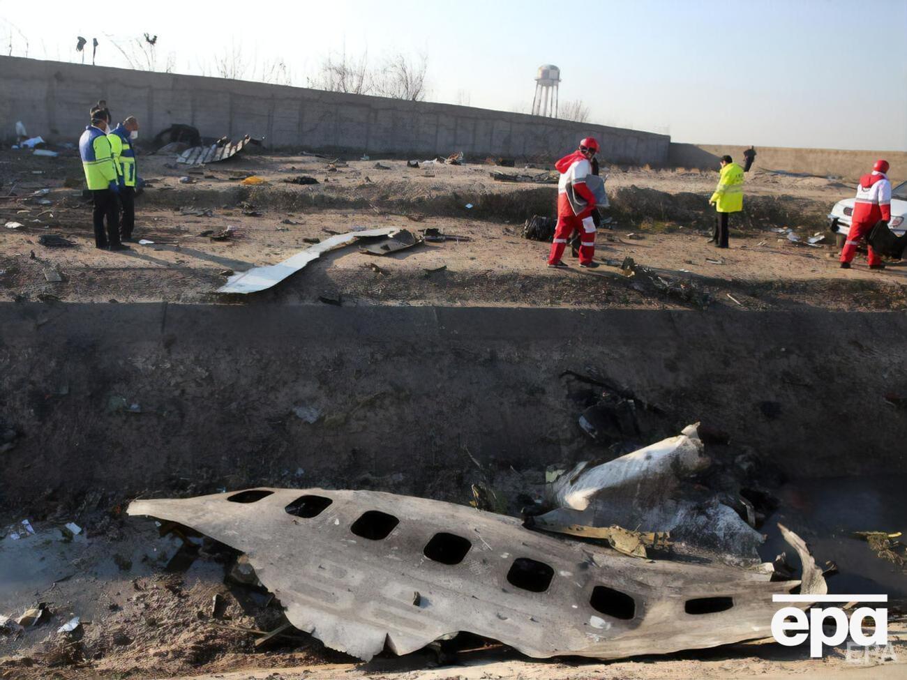 Самолет Boeing 737-800 рейса PS752 разбился 8 января 2020 года вблизи Тегерана