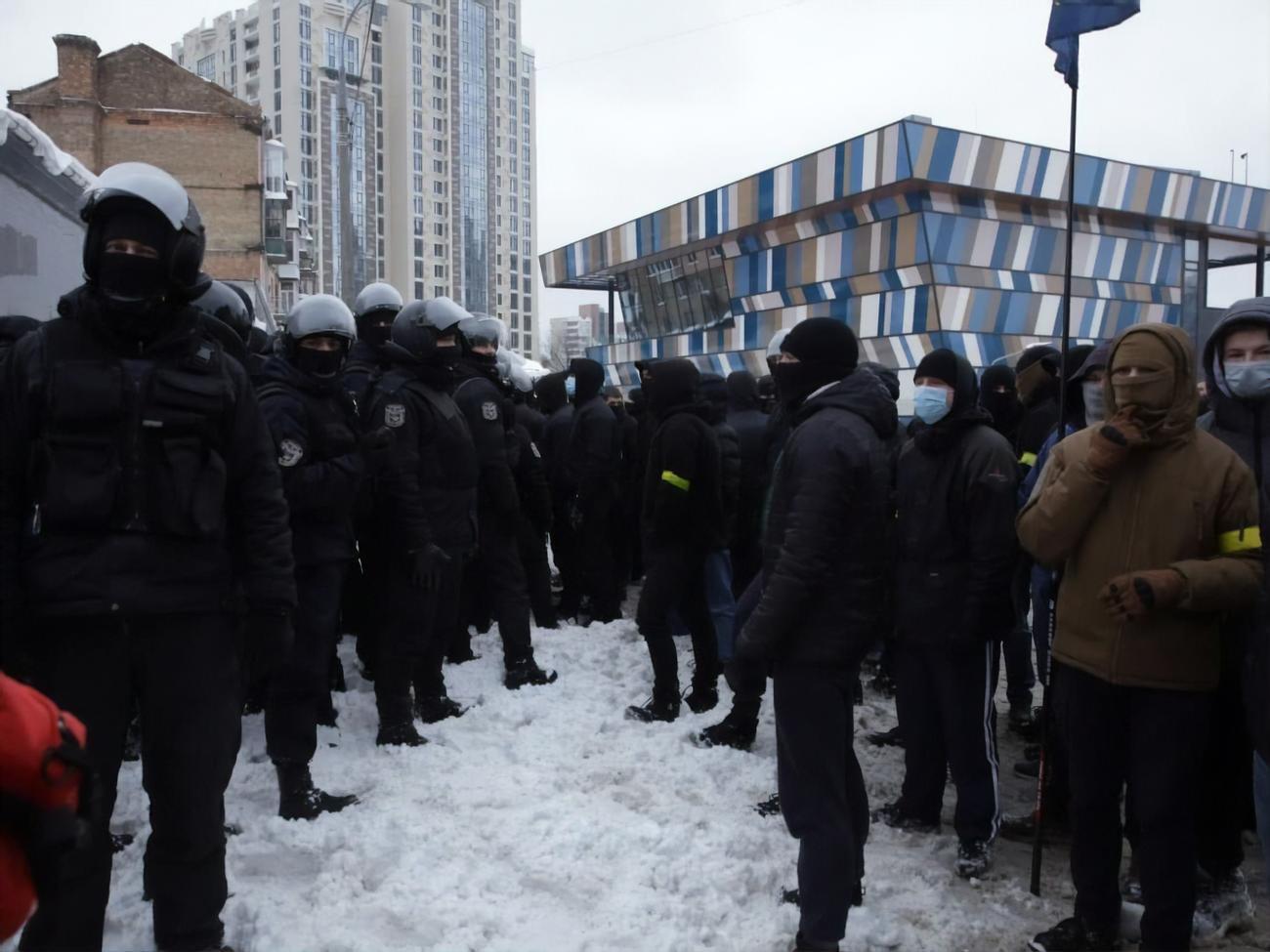 "Нацкорпус" звинуватив "Патріотів – За життя" у плануванні збройних провокацій, Кива стверджує, що спортсмени готувалися до чемпіонату
