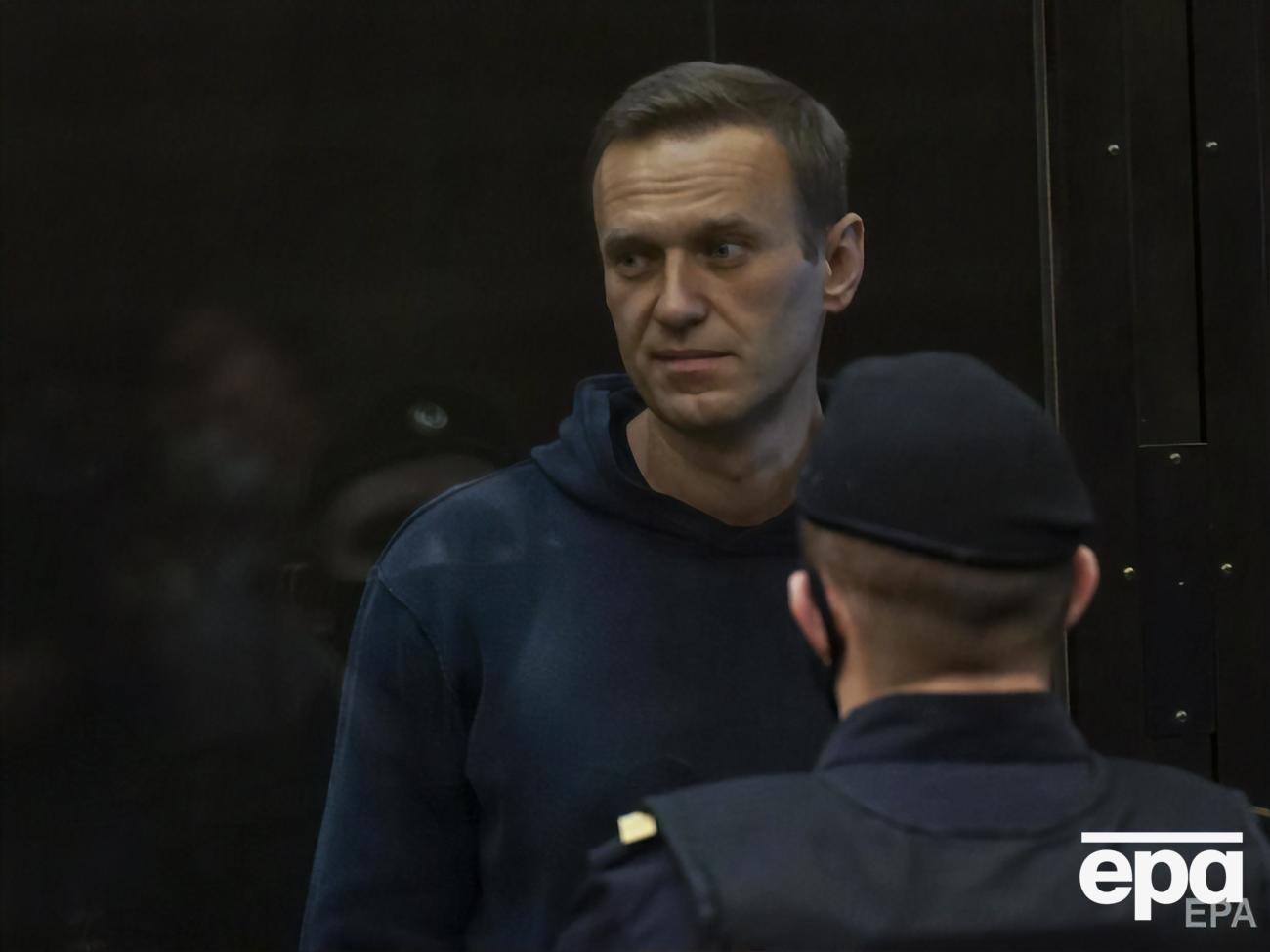 Навальному Симоновський суд Москви 2 лютого замінив умовний строк на реальний