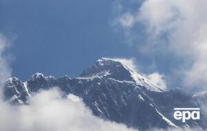 Фотографии с вершины Эвереста оказались поддельными