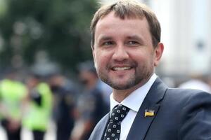 Решения ОАСК дестабилизируют ситуацию в Украине, считает Вятрович