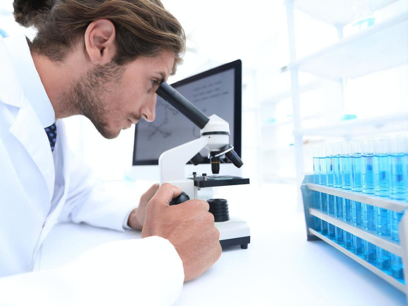 Геномные данные осужденных планируют хранить в личных карточках