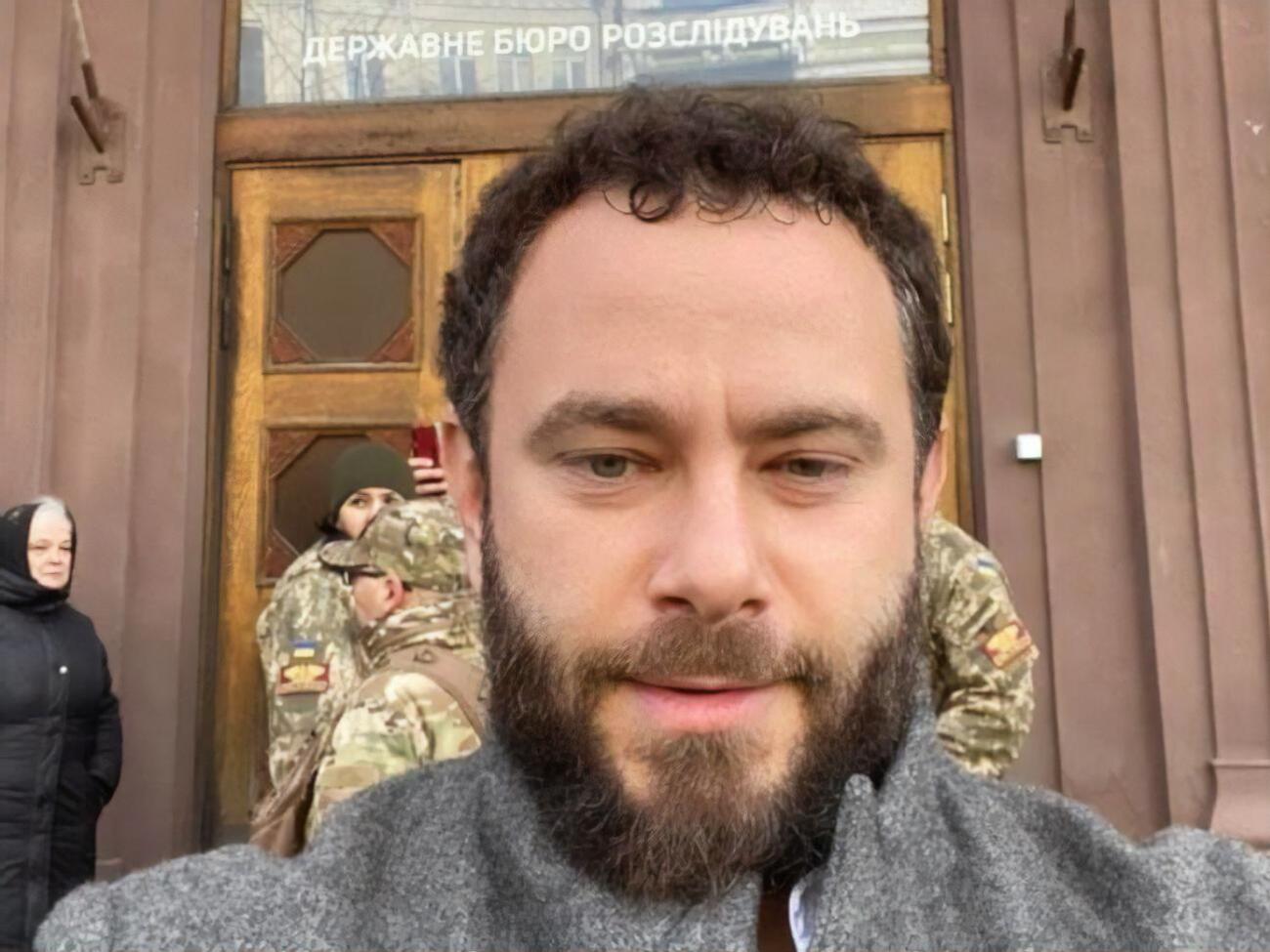 За даними журналістів проєкту Bihus.info, Дубінському і його матері належить 17 автомобілів