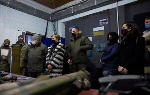 Зеленський із послами західних держав відвідав Донбас. Фоторепортаж