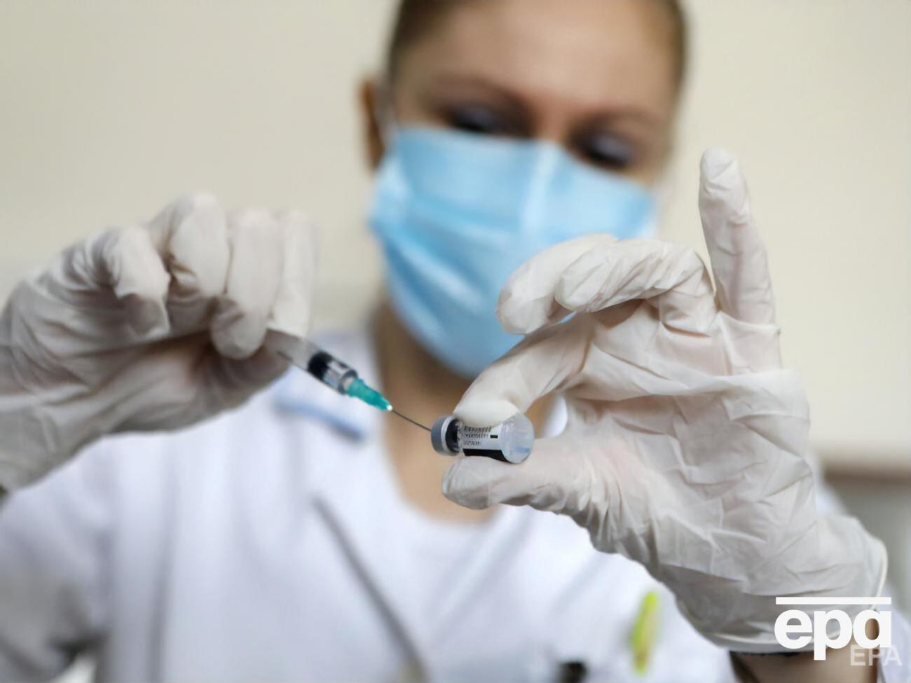 В Україні вакцинації проти коронавірусу поки що не починали