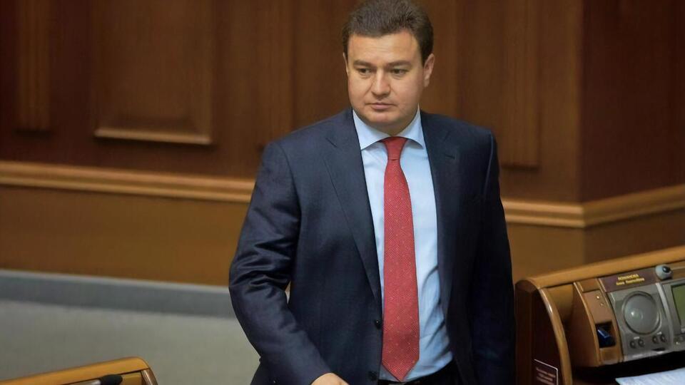 Виктор Бондарь: Что мешало за год нормально подготовиться и быть не после Африки, а стать в ряды европейских стран, которые первыми подписали контракты?