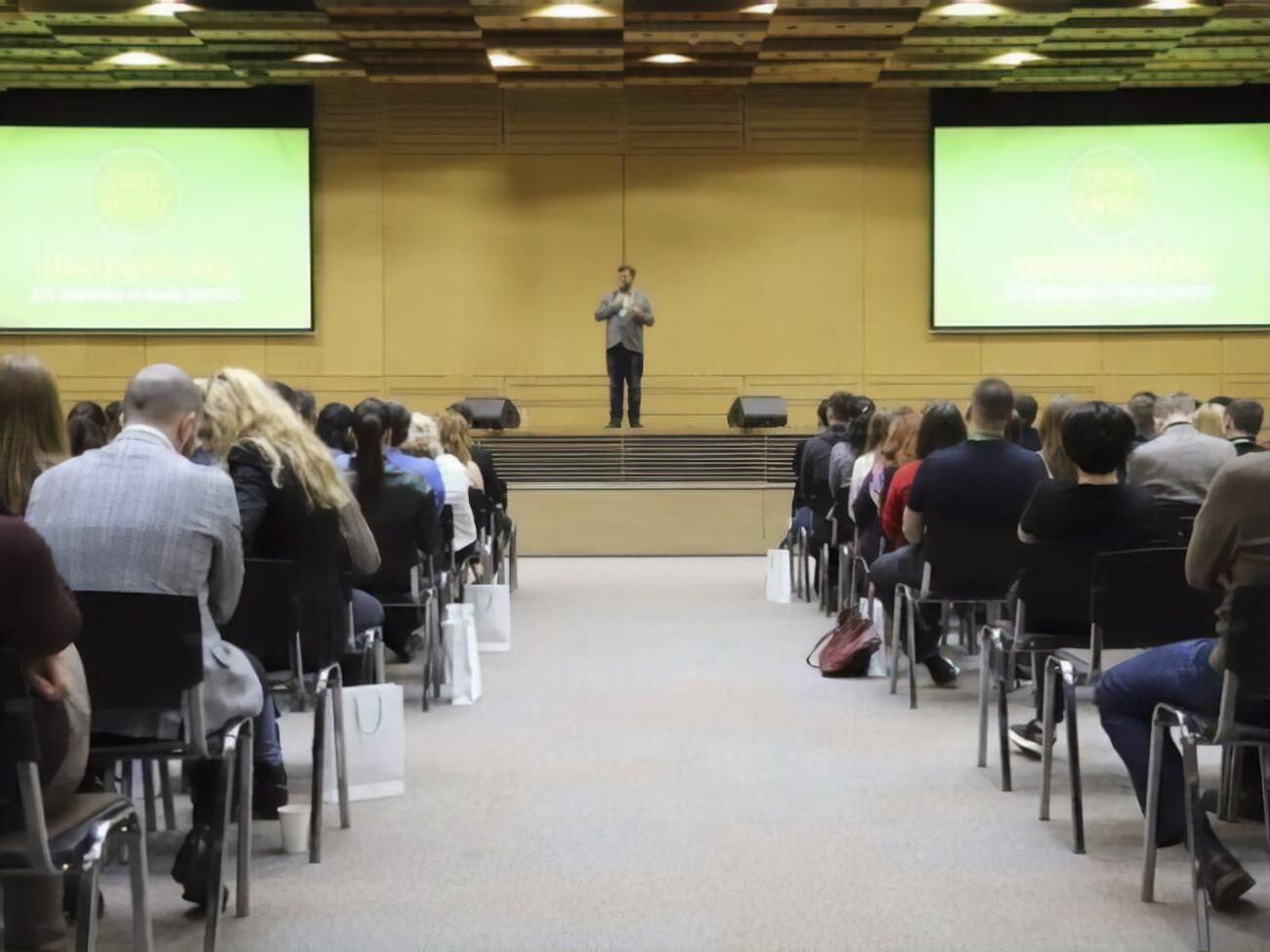 В Офісі президента хочуть створити ще щонайменше одну партію, окрім "Слуги народу"