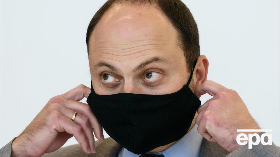 Кара-Мурза: Не думаю, что могу описать словами гамму эмоций, которые испытал вчера. Особенно когда мы звонили одному из предполагаемых организаторов покушений