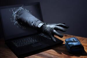 ФБР дослідило ноутбук Мусієнка і виявило приблизно 120 000 номерів платіжних карток і пов'язану з ними ідентифікаційну інформацію