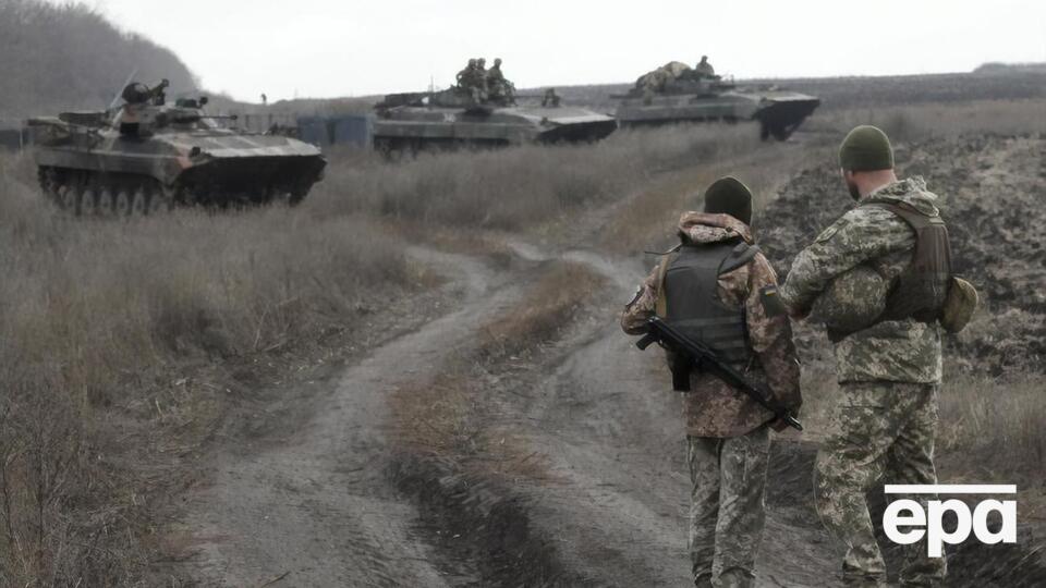 Українські військові відповідали на обстріли з боку бойовиків, повідомили у штабі ООС