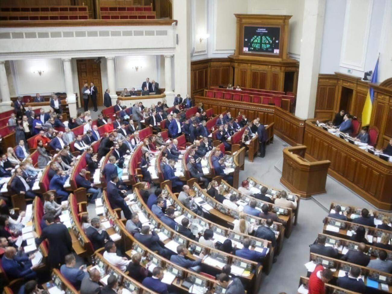 Лозинський вважає, що журналісти "112 Україна", NewsOne і ZIK займалися дискредитацією проукраїнських сил парламенту