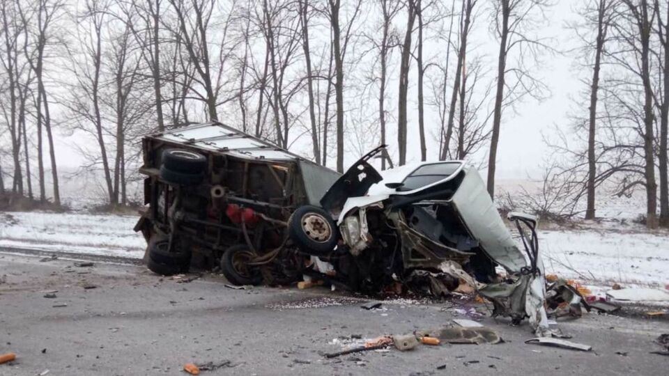 Водій "Газелі" помер на місці аварії