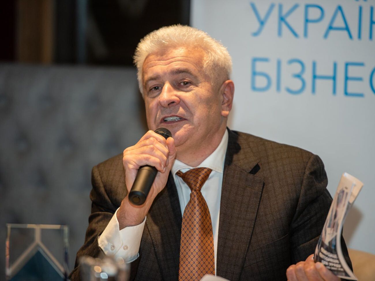 Олейник: Надо было создать такие тендерные условия, чтобы белорусы предоставили не 203-ю модель, а 303-ю