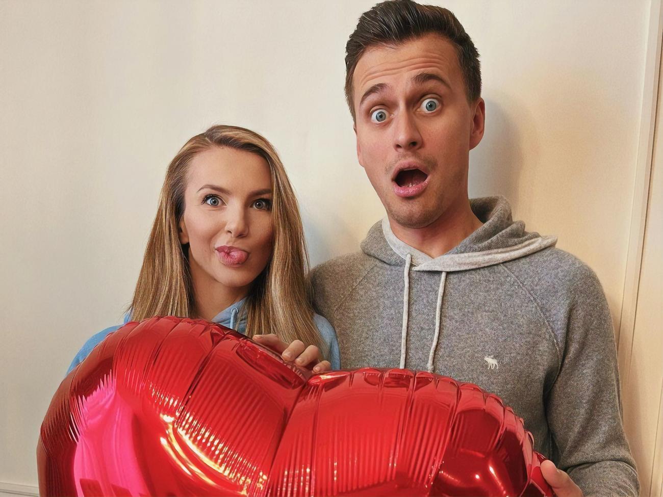 Глава Черкасской ОГА Скичко поздравил жену с Днем святого Валентина