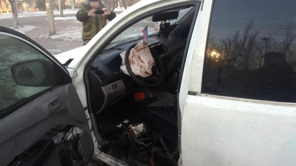 Вибух стався біля водійського сидіння