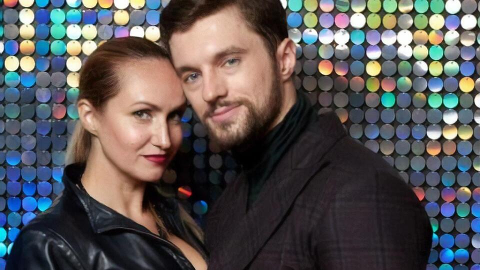 Леонов познакомился с Юлией во время занятий танцами