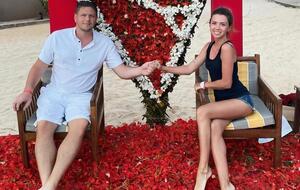 Зинченко и Соколюк из-за поломки самолета отмечали День влюбленных на отдыхе