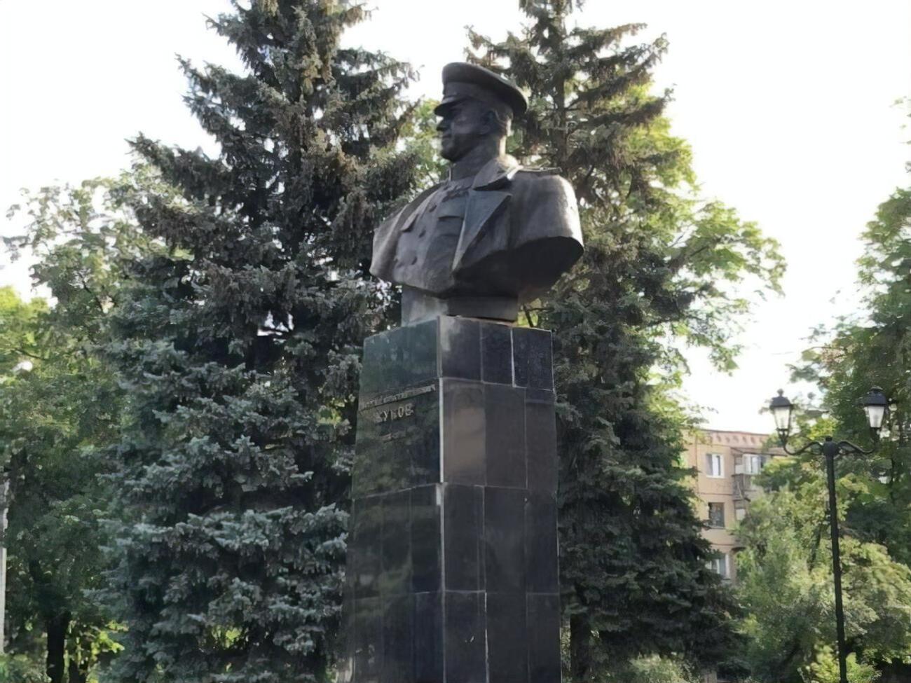 Ім'я Жукова підлягає під декомунізацію