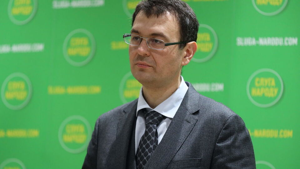 Гетманцев: Мы должны наконец дать возможность человеку поработать