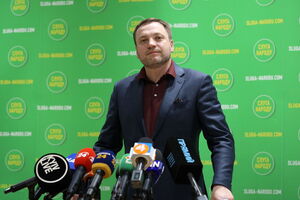 Монастырский: Нам нужен закон об обороте оружия однозначно