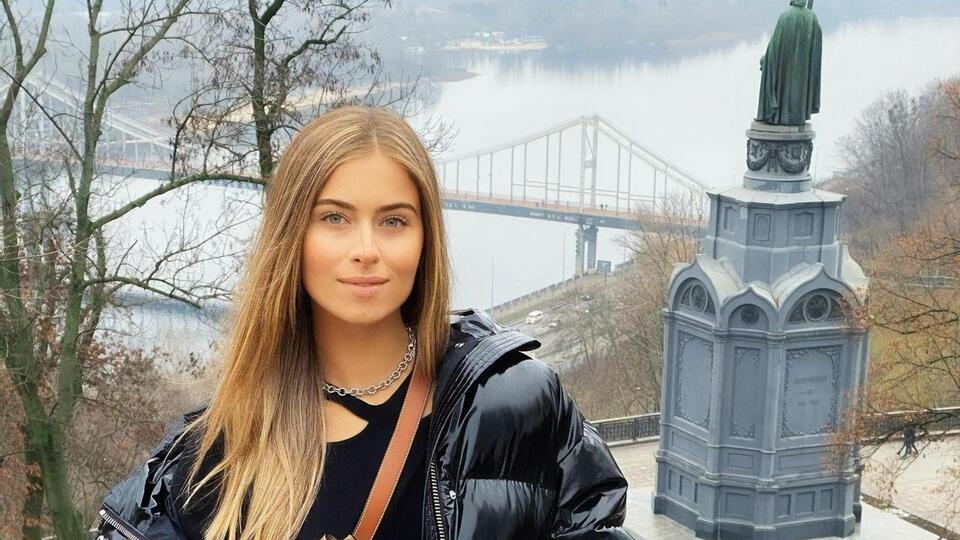 Внучка Ротару прилетела на каникулы в Украину в конце декабря 2020 года