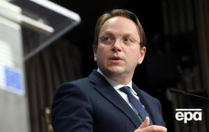 Варгейи занимает пост еврокомиссара по вопросам политики соседства и расширения Евросоюза, который является профильным для Украины