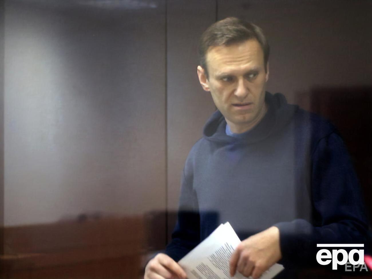 Навальний назвав себе "милим підсудним" у відповідь на звинувачення прокурорки