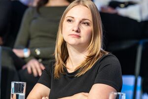 Мины на маршруте военных на Донбассе устанавливали не для развлечения. Это хоть какая-то защита, когда запрещено открывать огонь