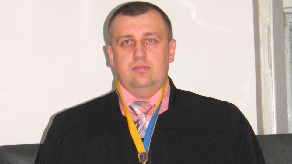 Тулик працював суддею в Рахові з 2007 року