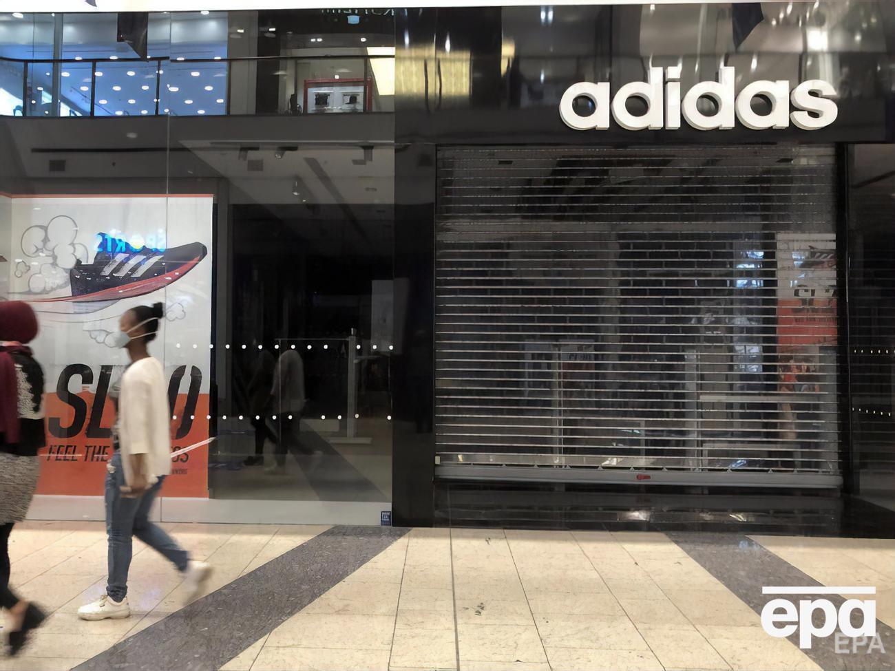 Компания Adidas приобрела американский бренд Reebok в 2006 году