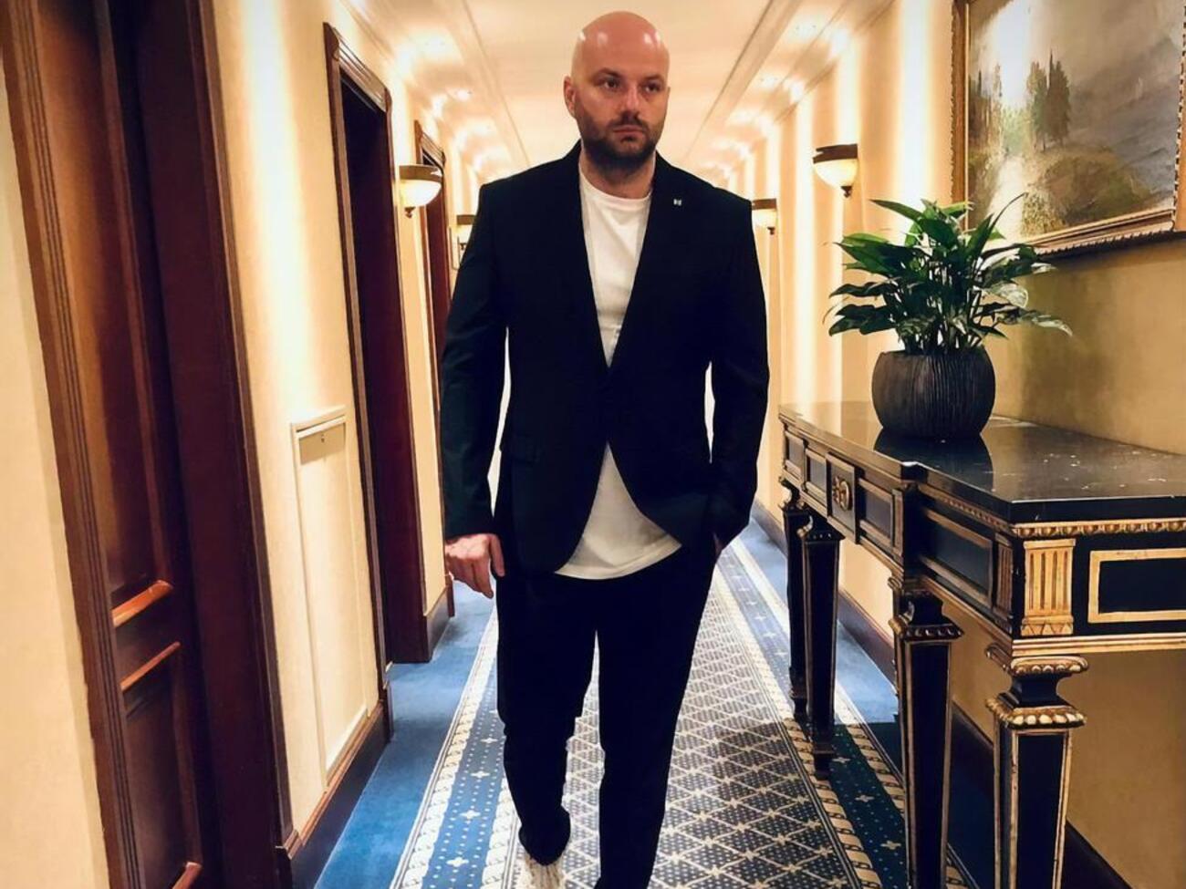 Дьомін: Ми з колишньою дружиною побудували дружні стосунки, і син це відчуває