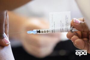 Третина українців вважає, що з вакцинацією українська медицина впорається лише частково