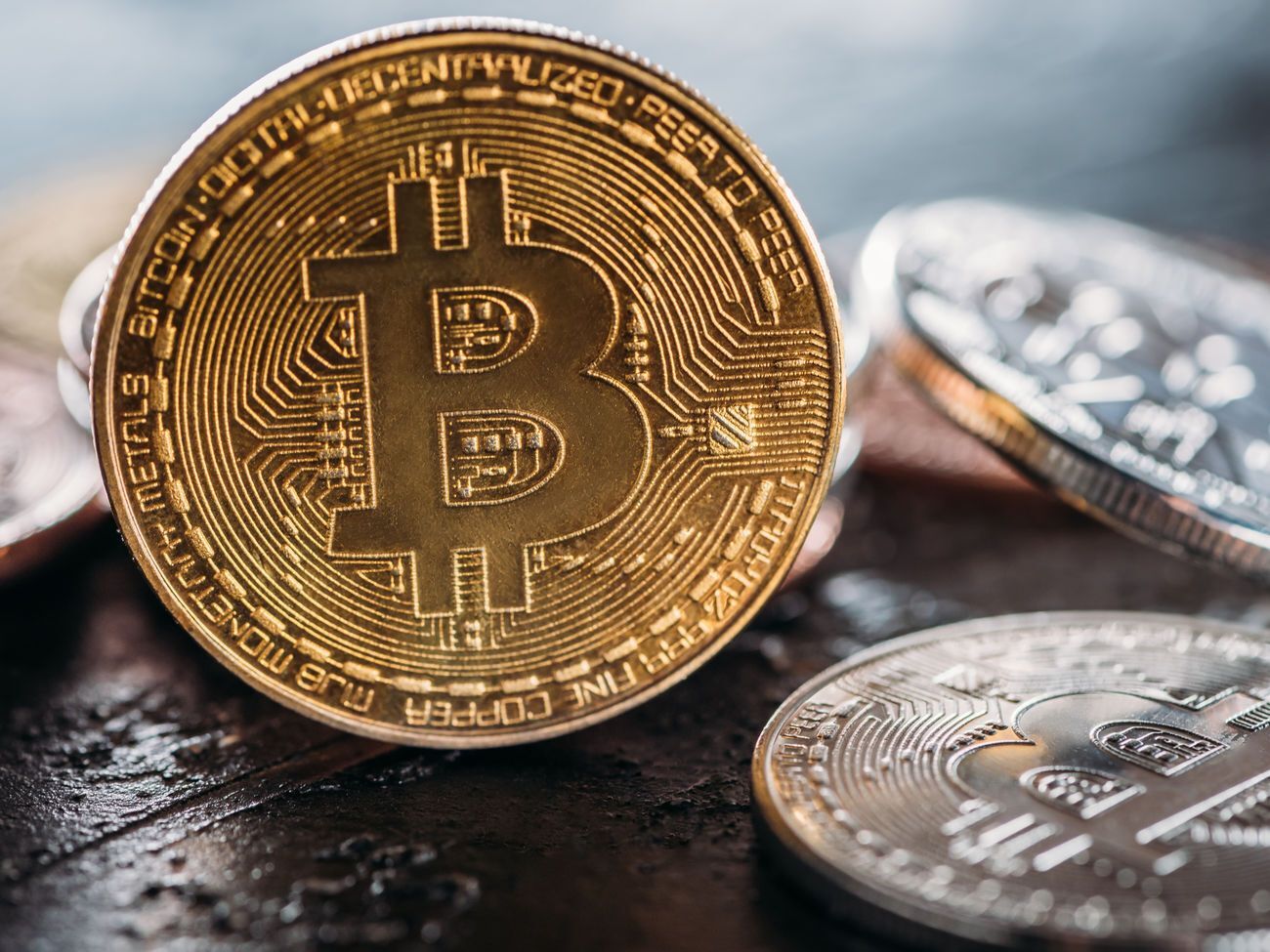 За добу біткоін подорожчав на 4,37%