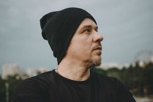 Фоззи: Очень бы хотелось прожить еще сотку лет и прочесть потом об эпохе популизма в начале XXI века