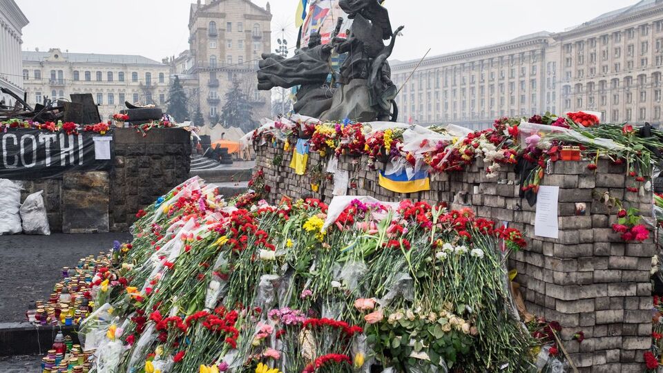 В расстрелах протестующих на Майдане 20 февраля 2014 года обвиняют пятерых беркутовцев