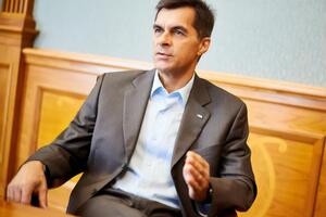 Жмак предложил создать целевой Государственный фонд развития железнодорожного транспорта