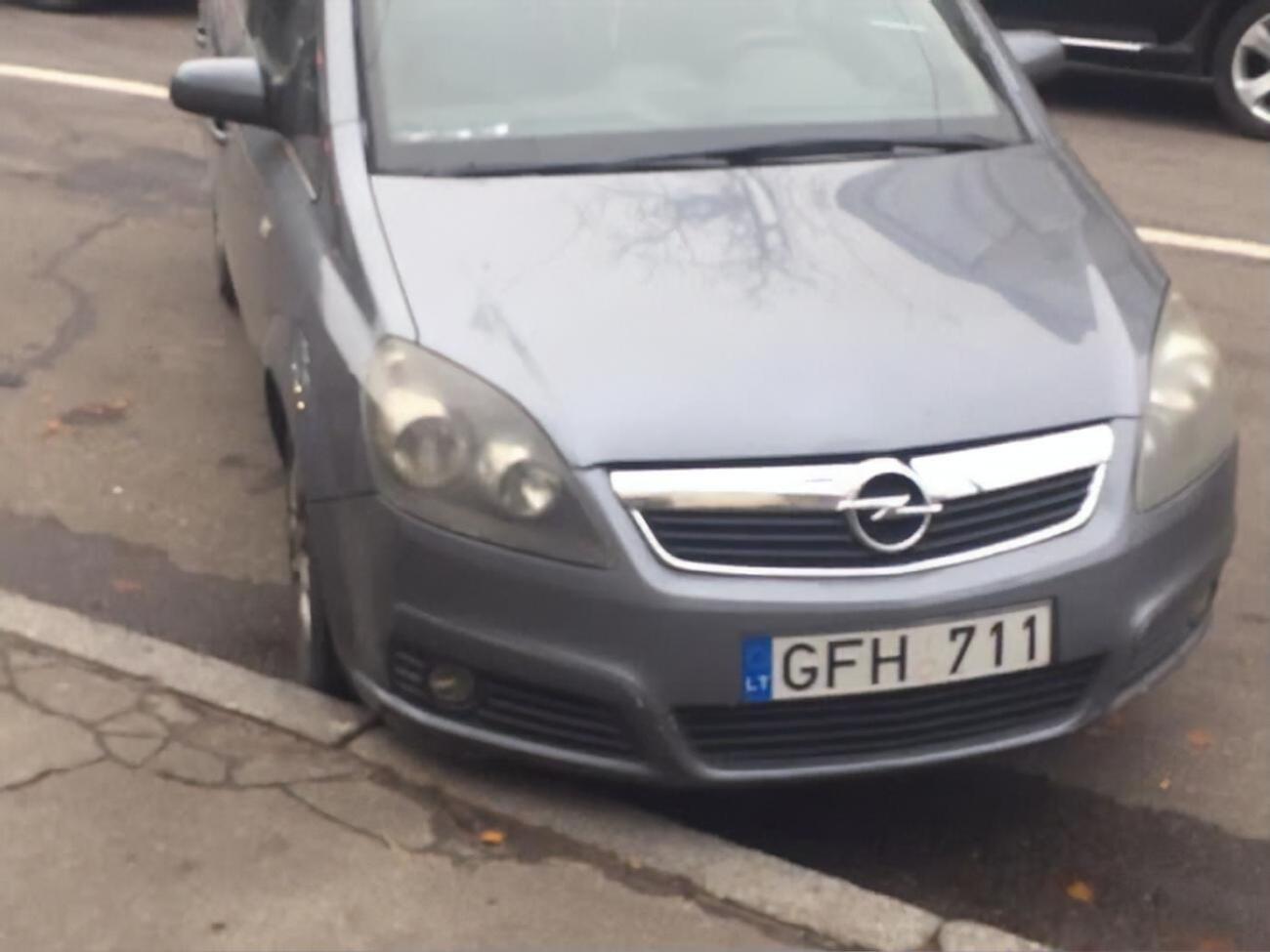 2020 року на українські номери перейшло понад 353 тис. старих авто, завезених з інших країн