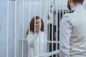 Андреева: В ответ на попытку узнать дальнейшую судьбу надзиратель отчеканил: "С наступающим Днем конституции!"