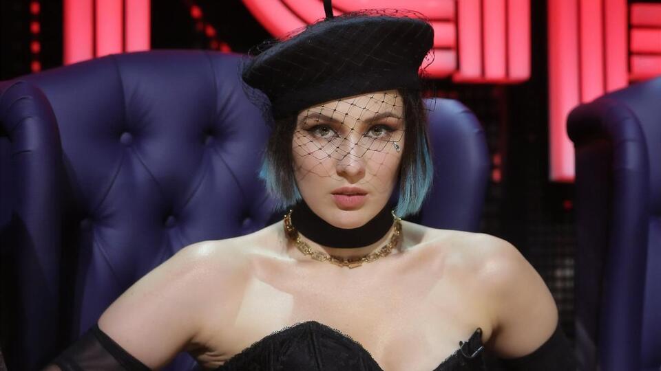 Maruv: Бомба-ракета, девочка-конфета!