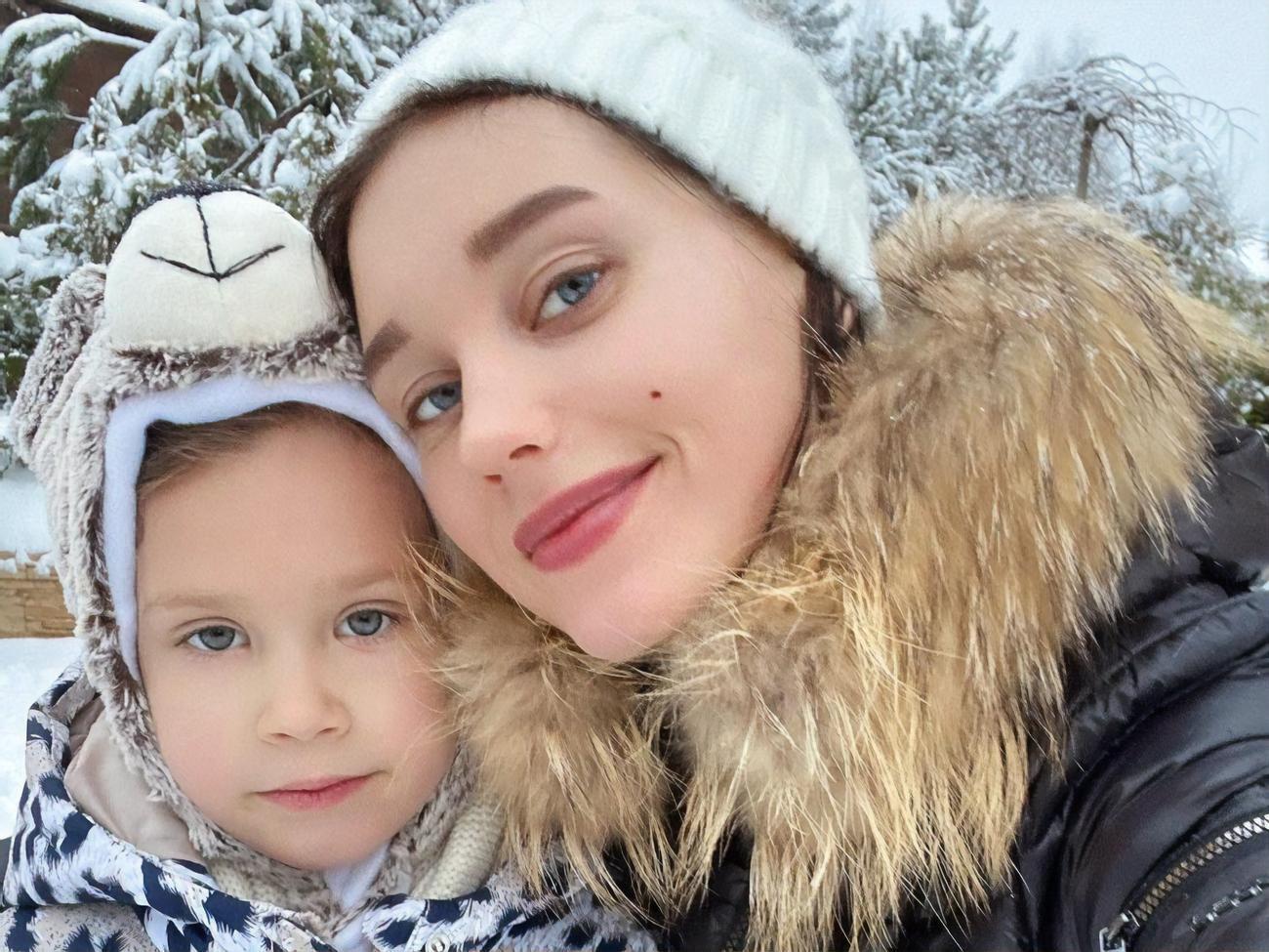 Асмус родила дочь в 2014 году