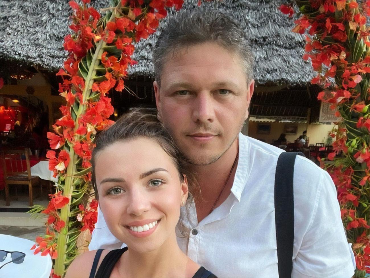 Зинченко познакомилась с Соколюком, когда&nbsp;он помогал ей&nbsp;решить вопрос с эвакуацией ее собаки в Украину