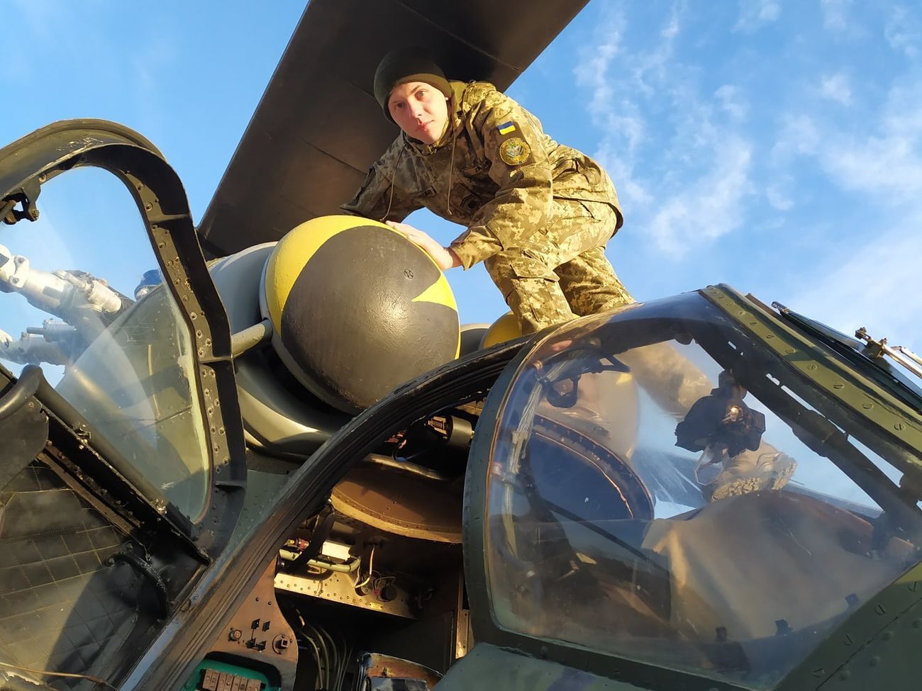 Окрім Ан-26Ш, польоти також проводили на літаках Л-39 і вертольотах Мі-2