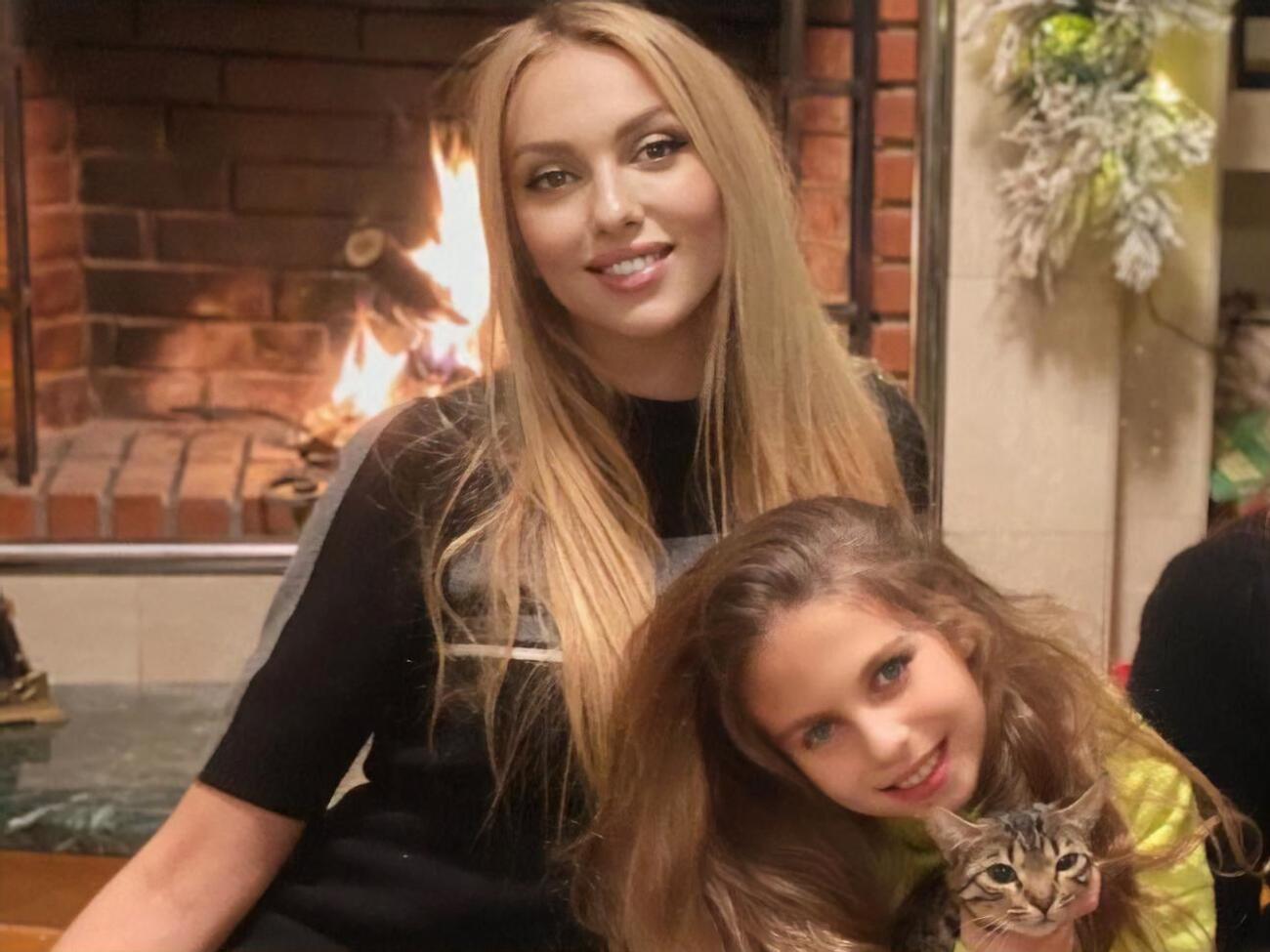 Алиса &ndash; младшая дочь Поляковой