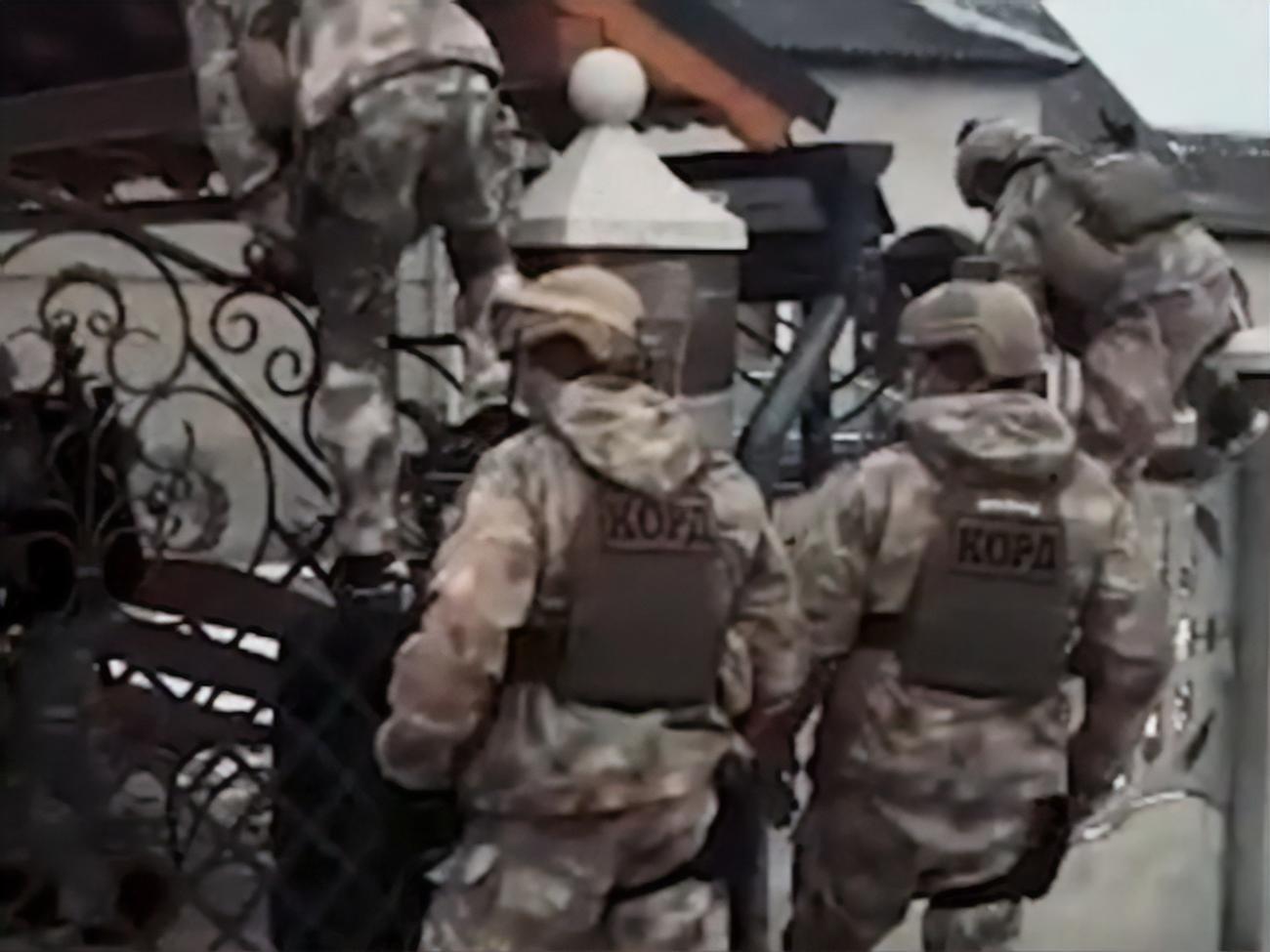 Правоохранители сообщили о подозрении одному из местных жителей, которого считают виновным в нападении на пограничников