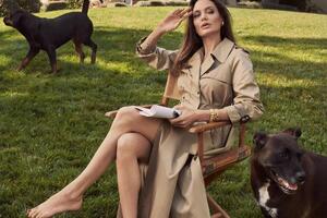 Съемки для Vogue проходили во дворе дома Джоли