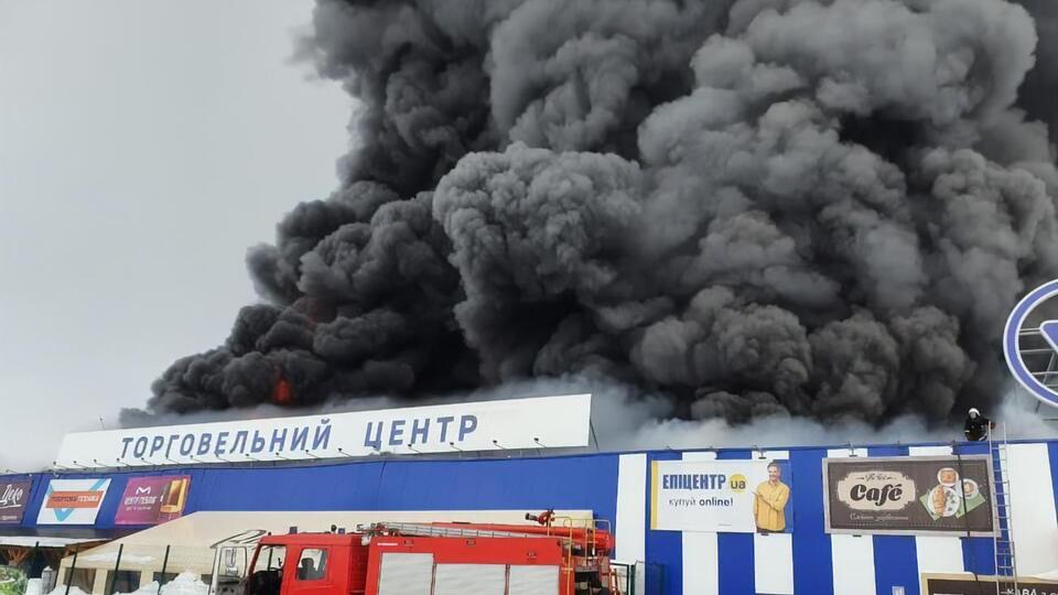 Орієнтовну площу пожежі та її причини встановлюють