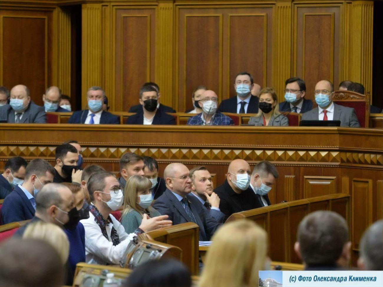 Рада приняла закон 2 февраля