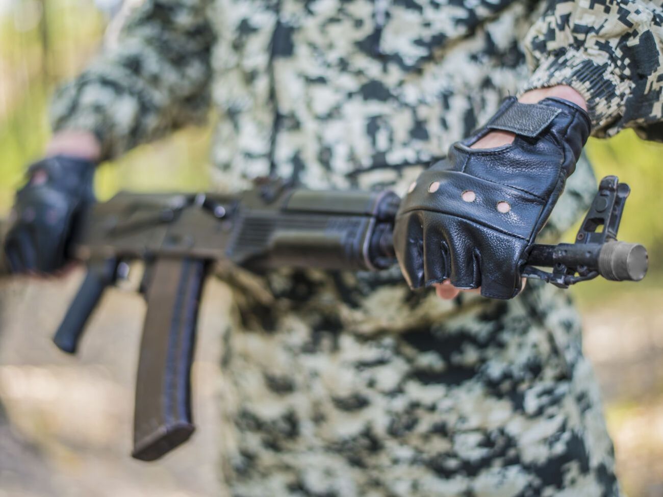 Российские оккупанты блокируют работу практически всех КПВВ на Донбассе